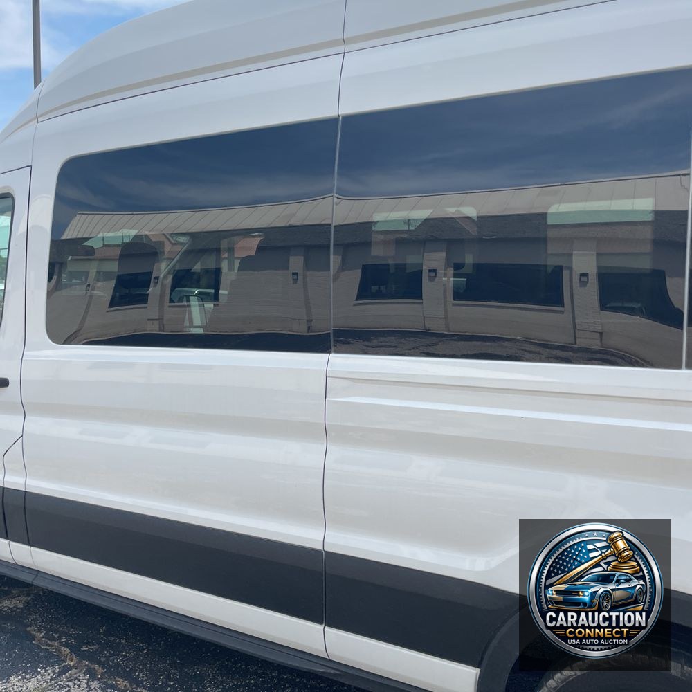 2024 Ford Transit 350 XLT