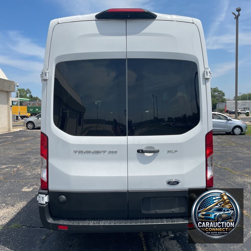2024 Ford Transit 350 XLT