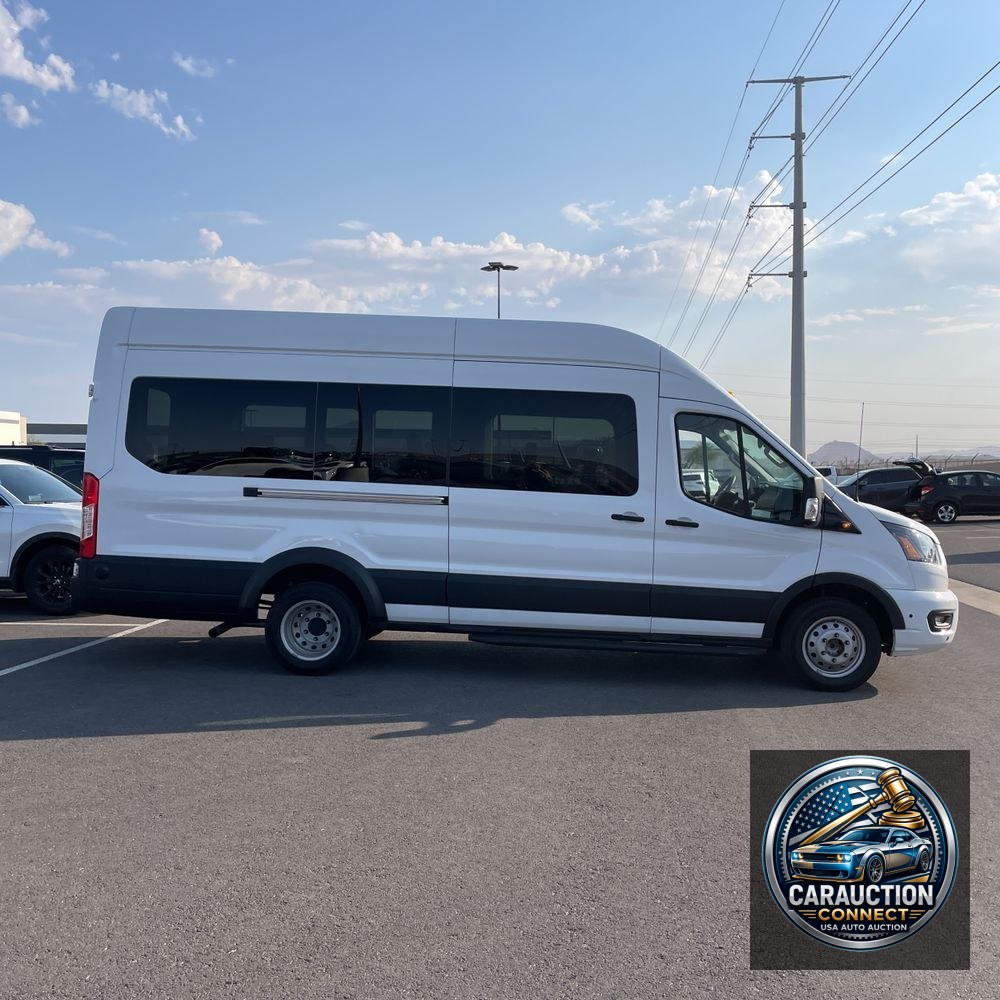 2024 Ford Transit 350 HD XLT