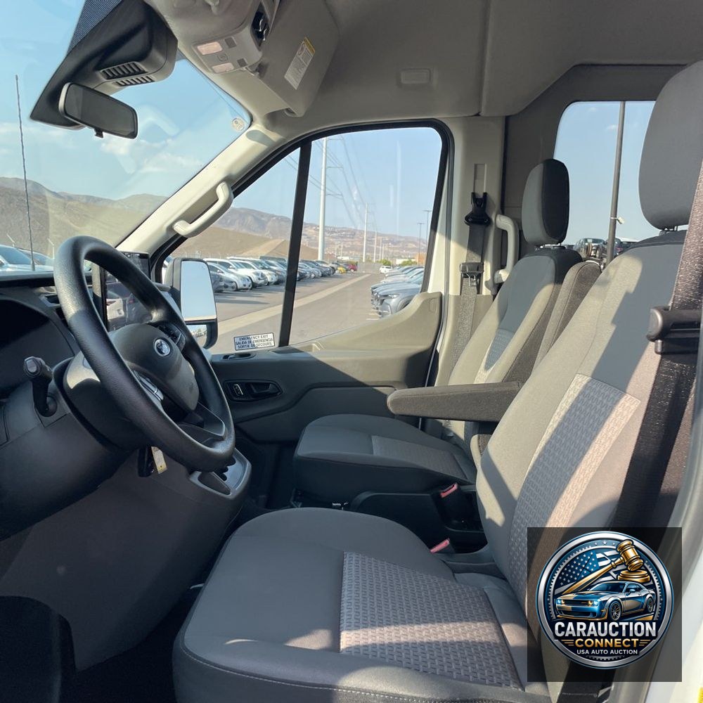 2024 Ford Transit 350 HD XLT