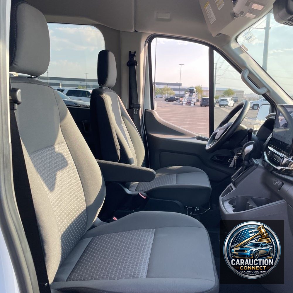 2024 Ford Transit 350 HD XLT