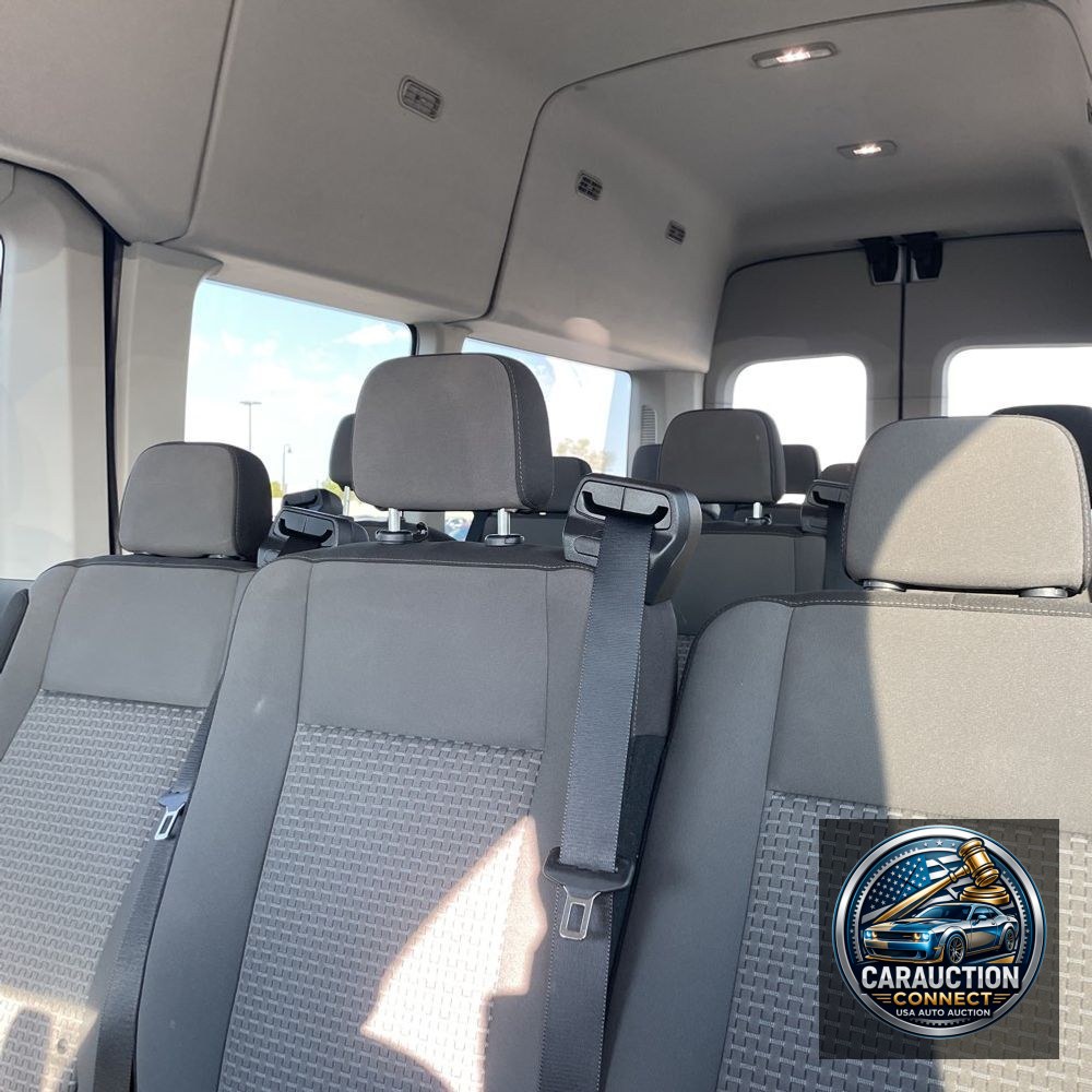 2024 Ford Transit 350 HD XLT