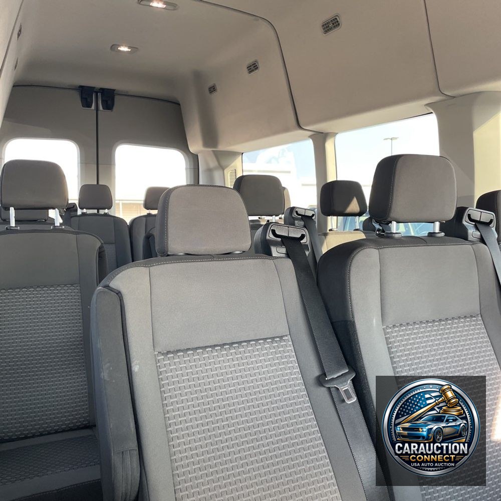 2024 Ford Transit 350 HD XLT