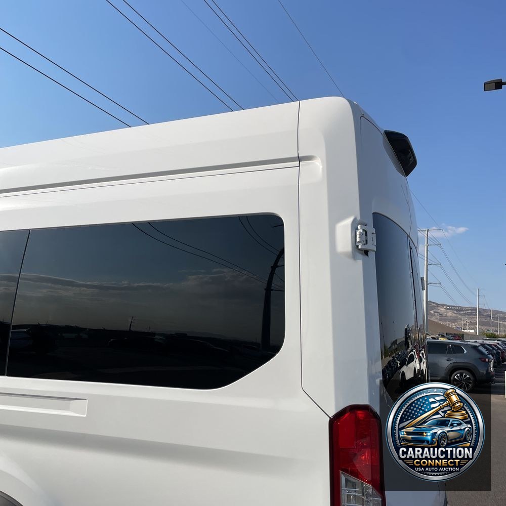 2024 Ford Transit 350 HD XLT