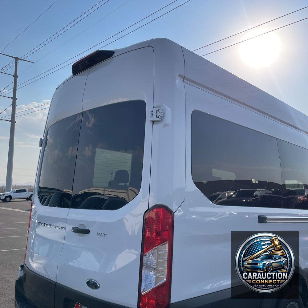 2024 Ford Transit 350 HD XLT