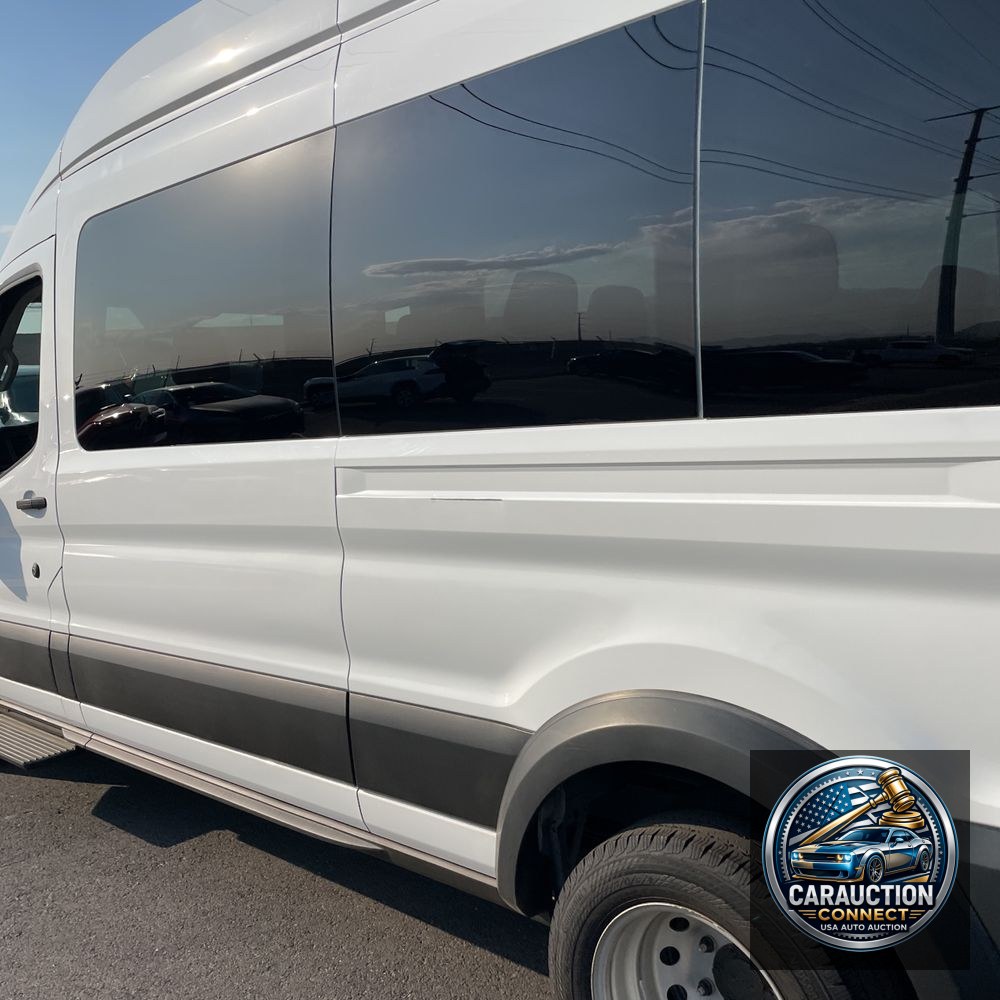 2024 Ford Transit 350 HD XLT