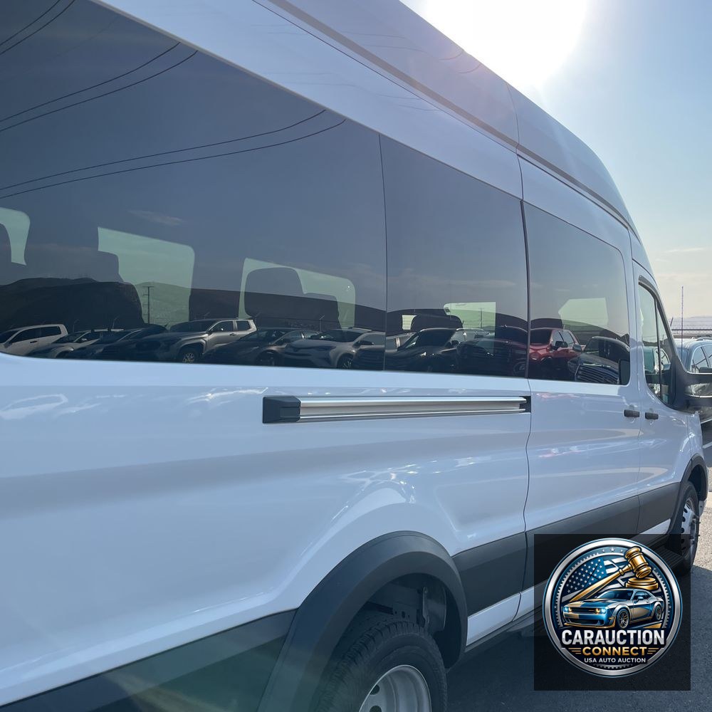 2024 Ford Transit 350 HD XLT
