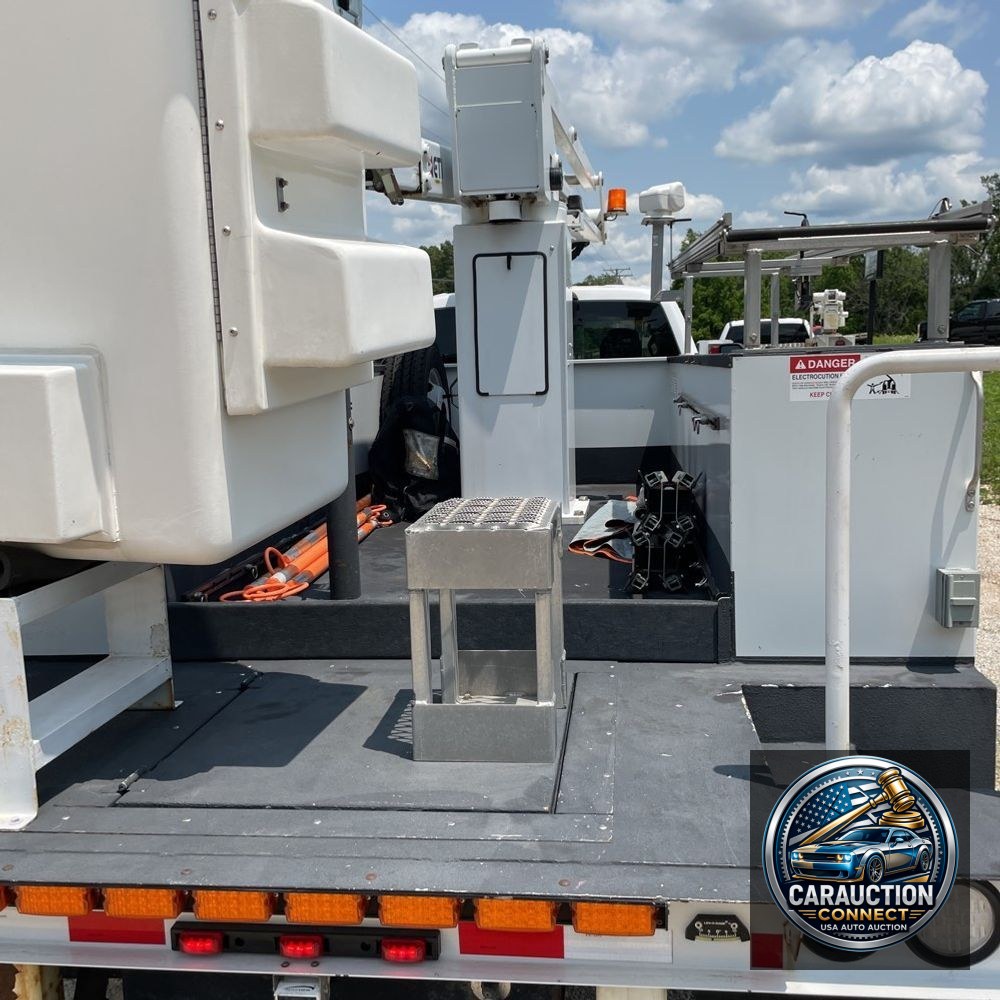 2019 Ford Commercial CA60-84 CREW CAB  4X4 6.7L