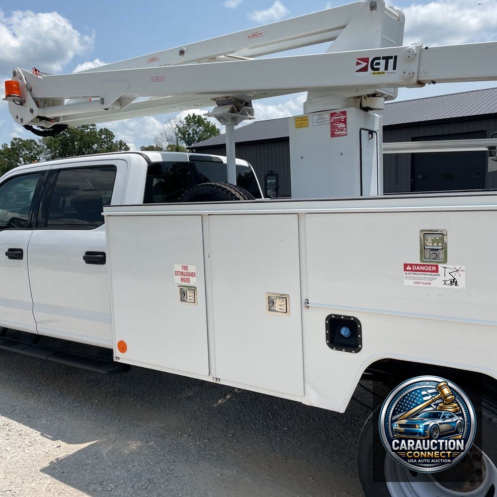 2019 Ford Commercial CA60-84 CREW CAB  4X4 6.7L