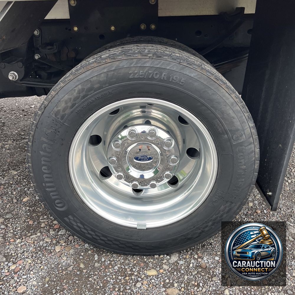 2024 Ford F550 Lariat