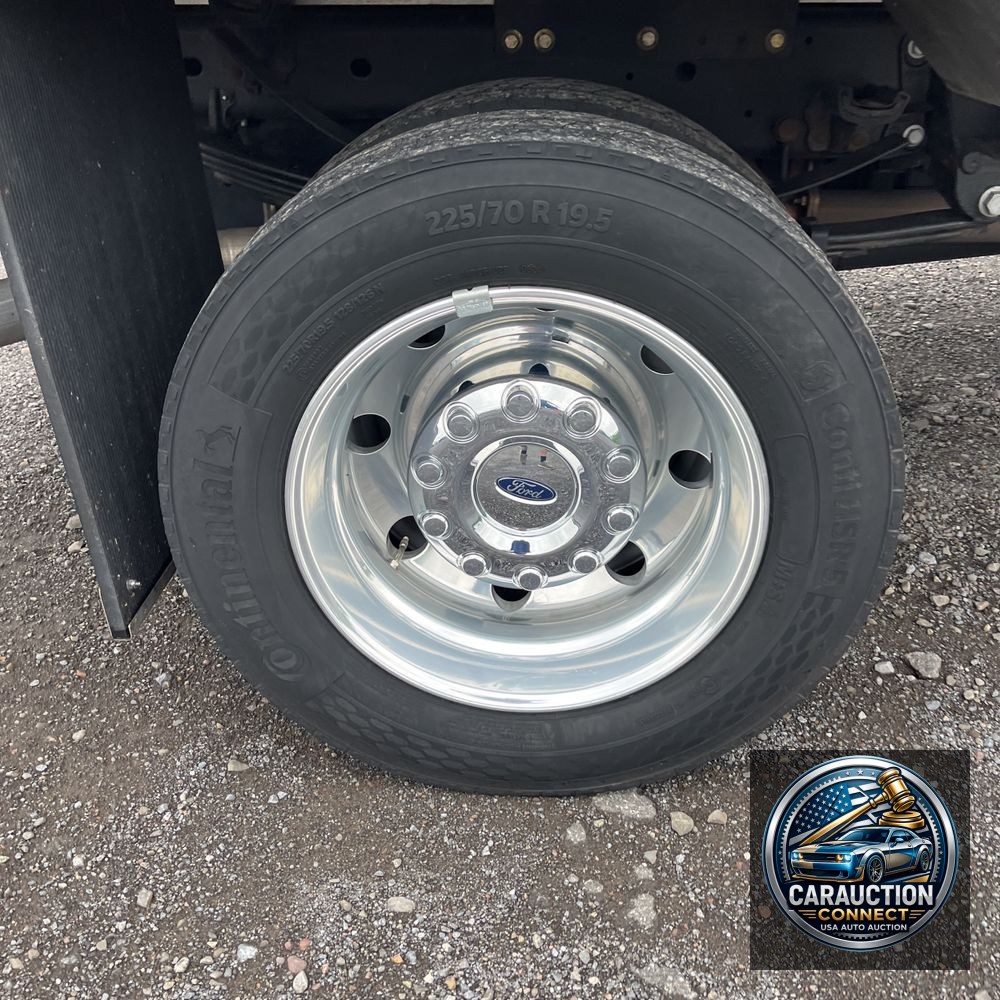 2024 Ford F550 Lariat