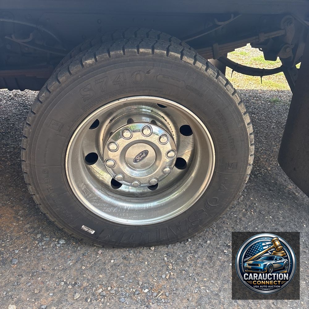 2016 Ford Commercial Super Cab 4X4 (CA60-84)