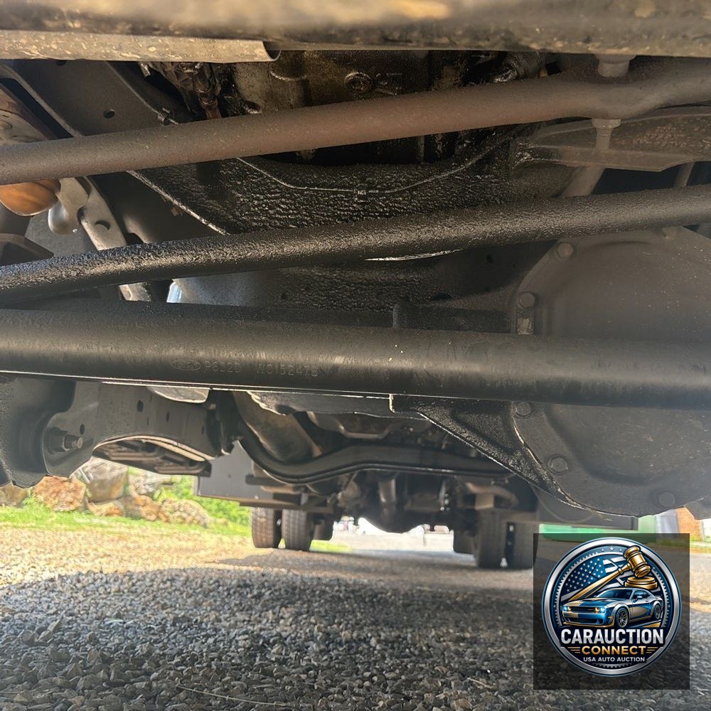 2016 Ford Commercial Super Cab 4X4 (CA60-84)