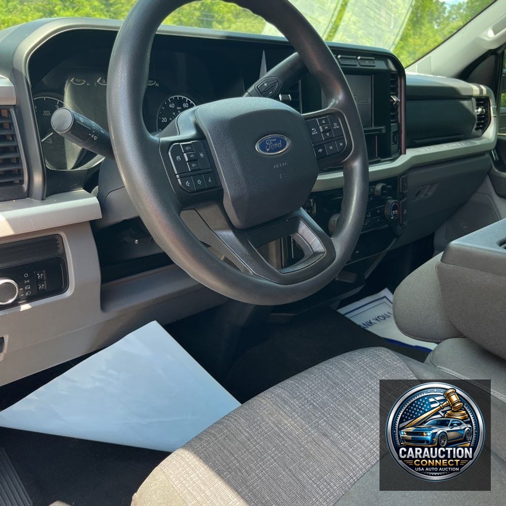 2023 Ford F-350 Super Duty XLT