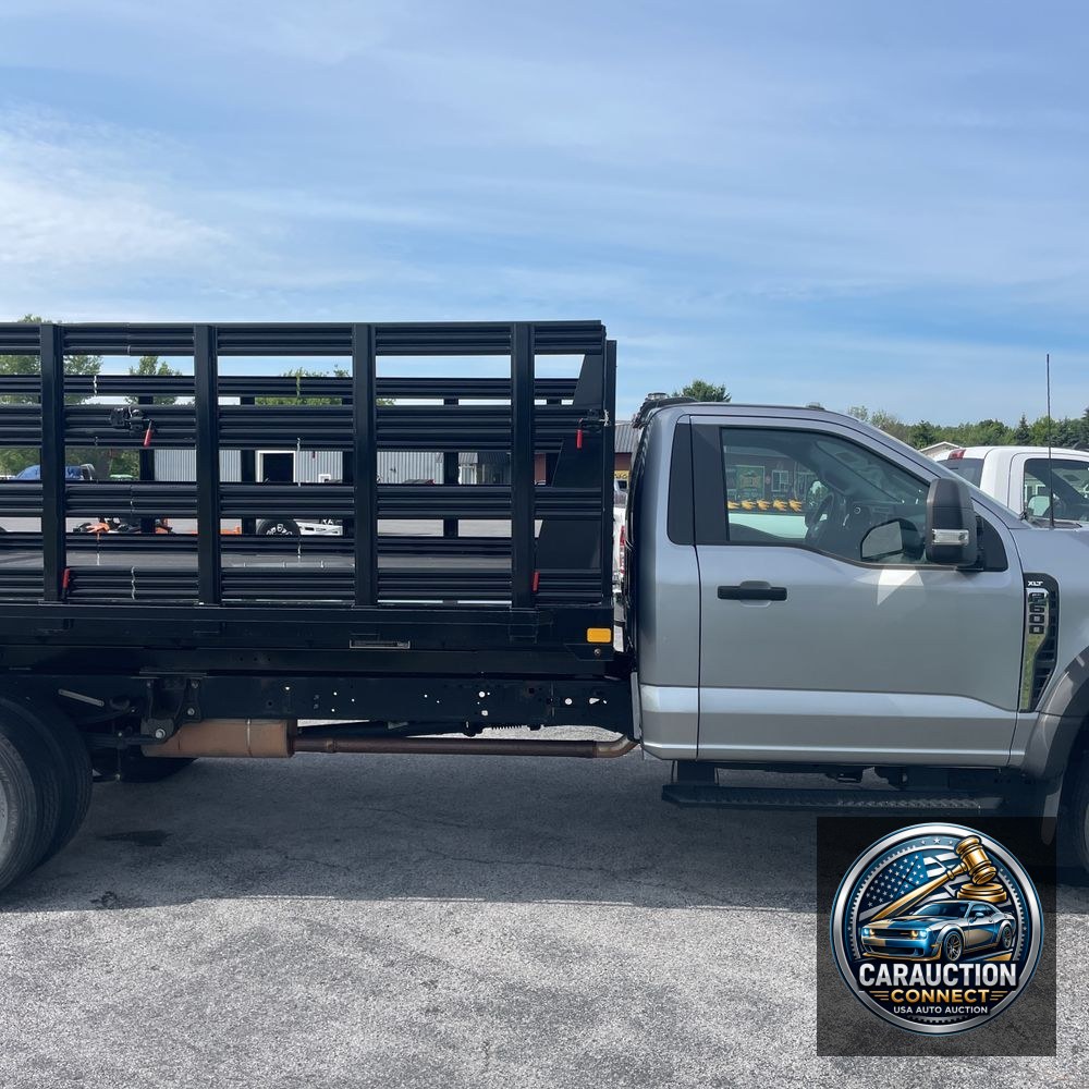 2023 Ford F600 XLT
