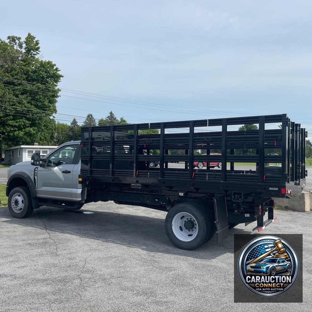 2023 Ford F600 XLT