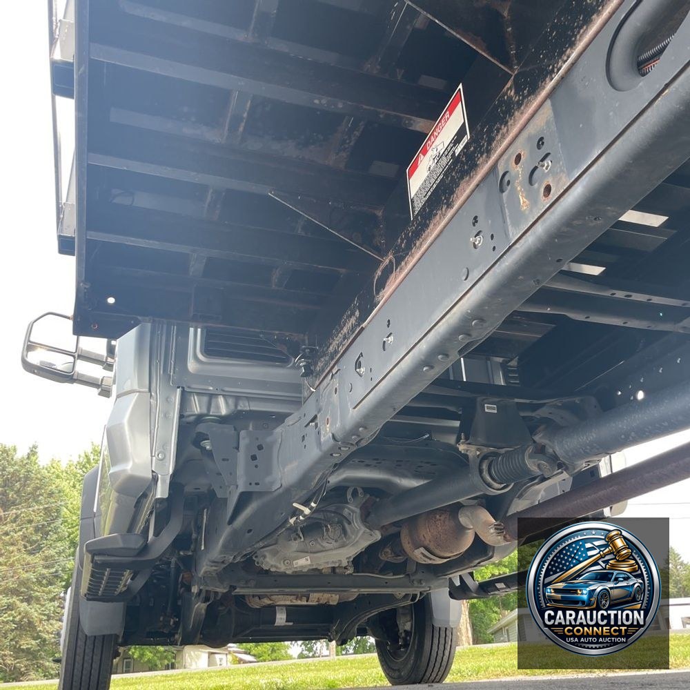 2023 Ford F600 XLT