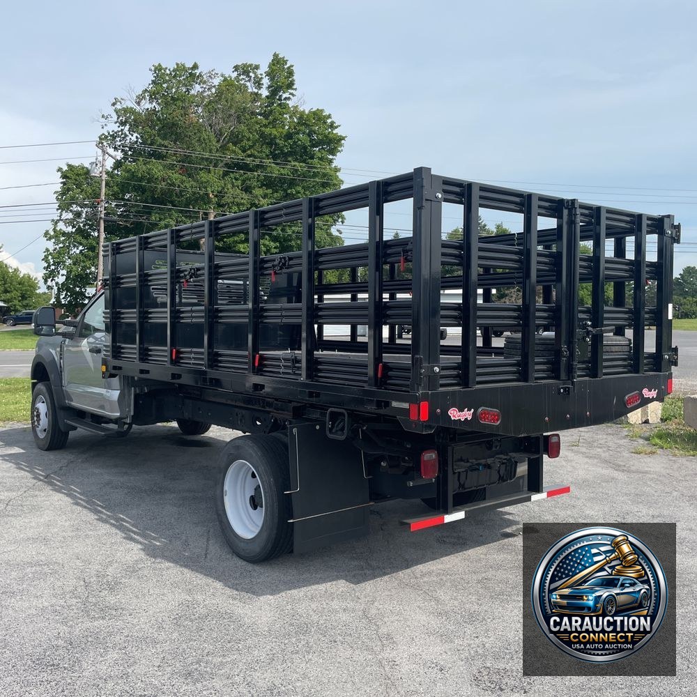 2023 Ford F600 XLT