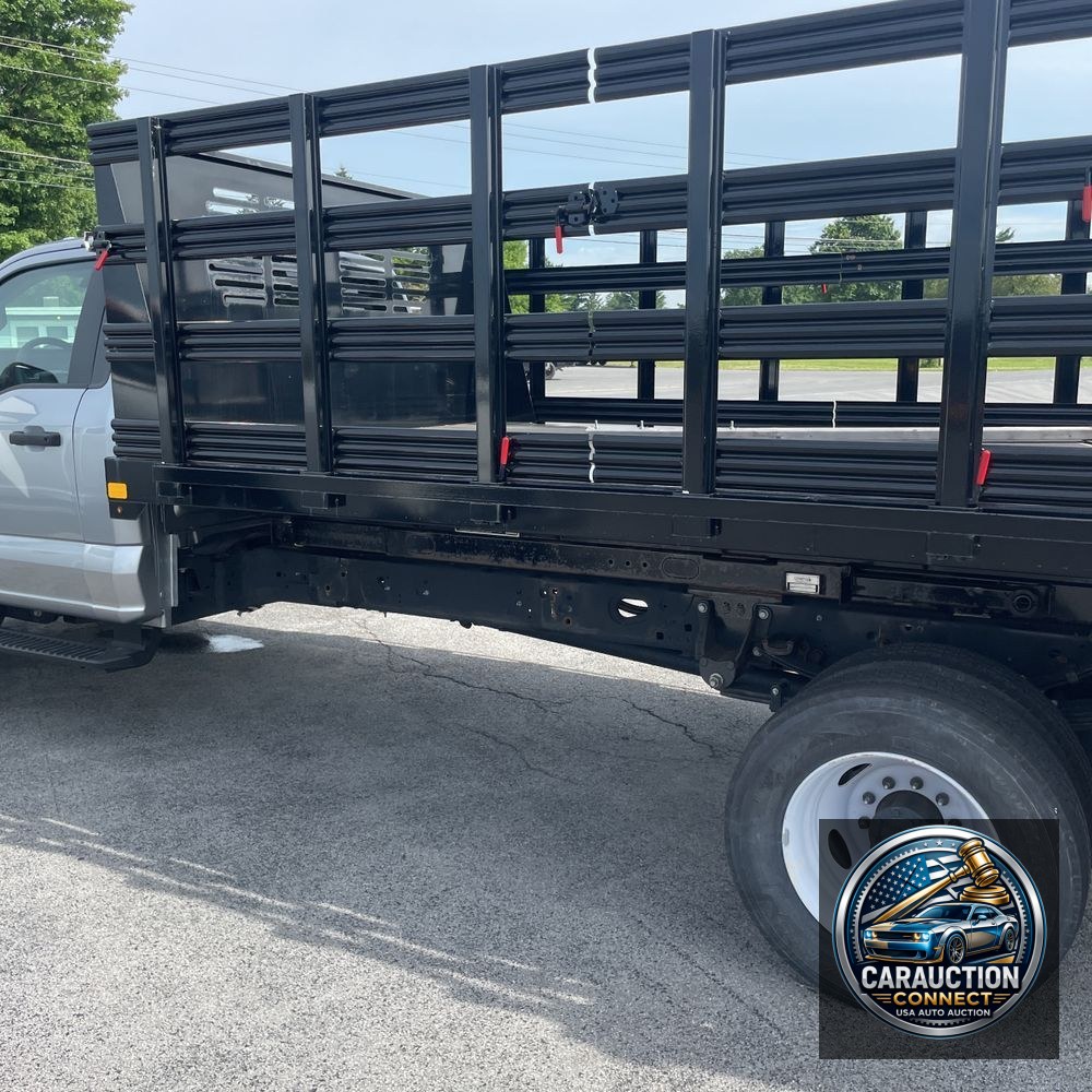 2023 Ford F600 XLT