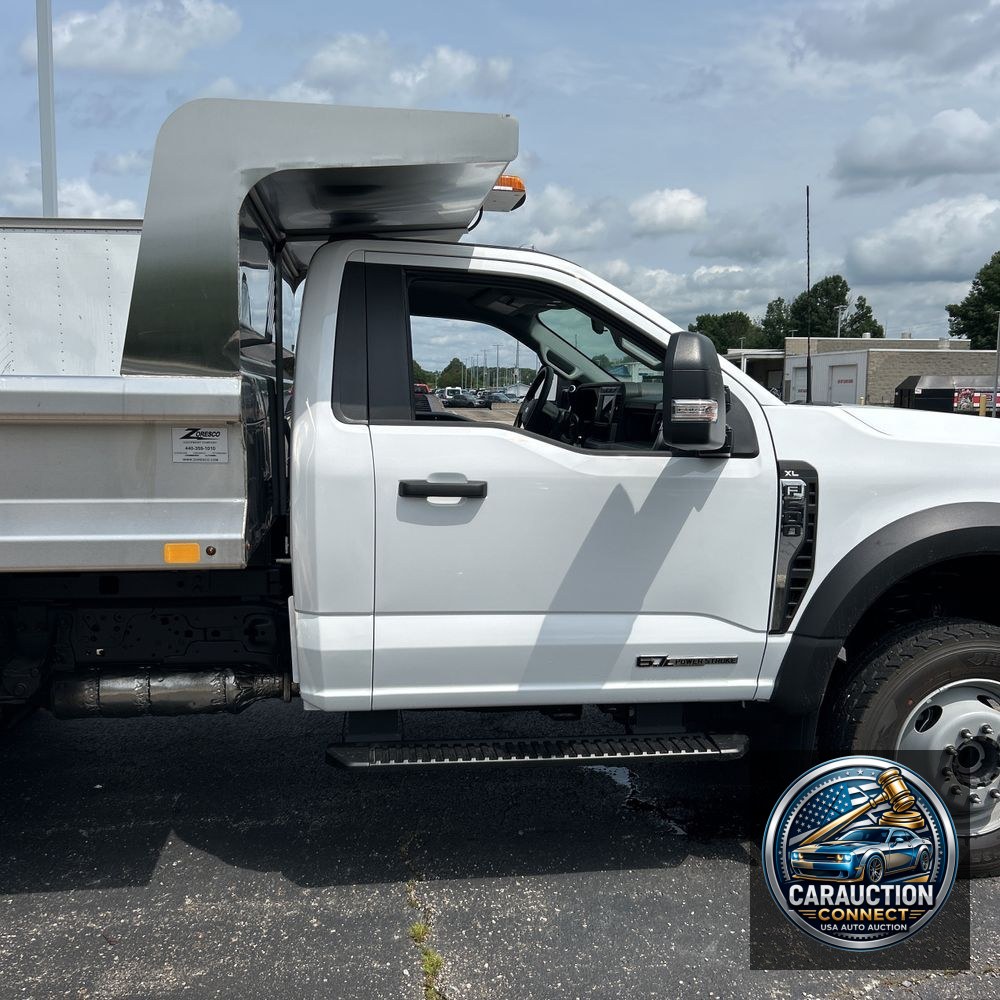2024 Ford F600 Commercial