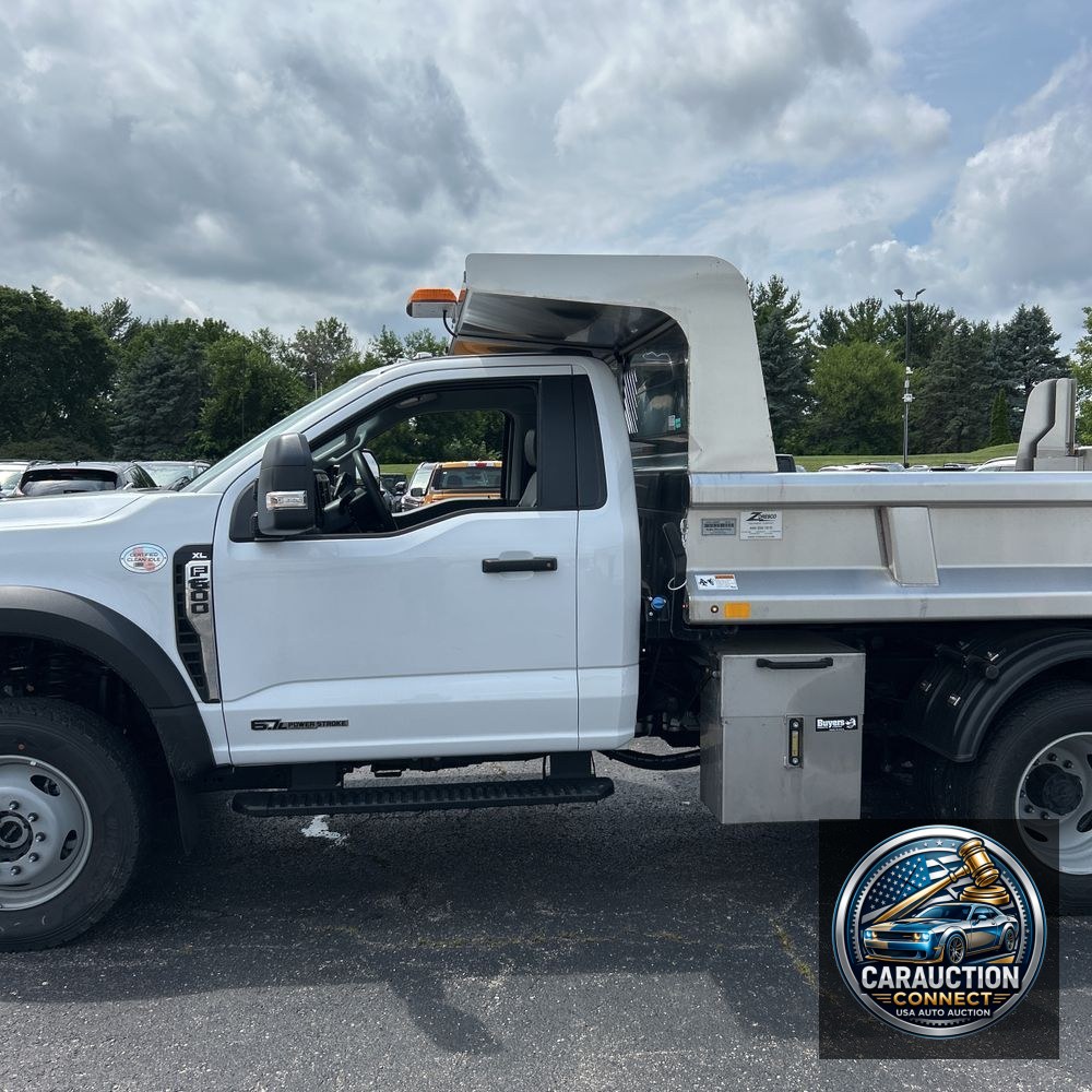 2024 Ford F600 Commercial
