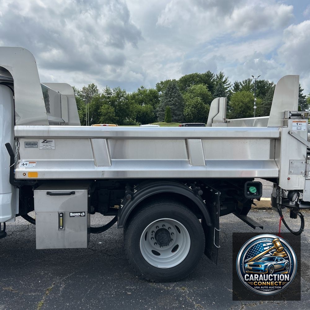 2024 Ford F600 Commercial