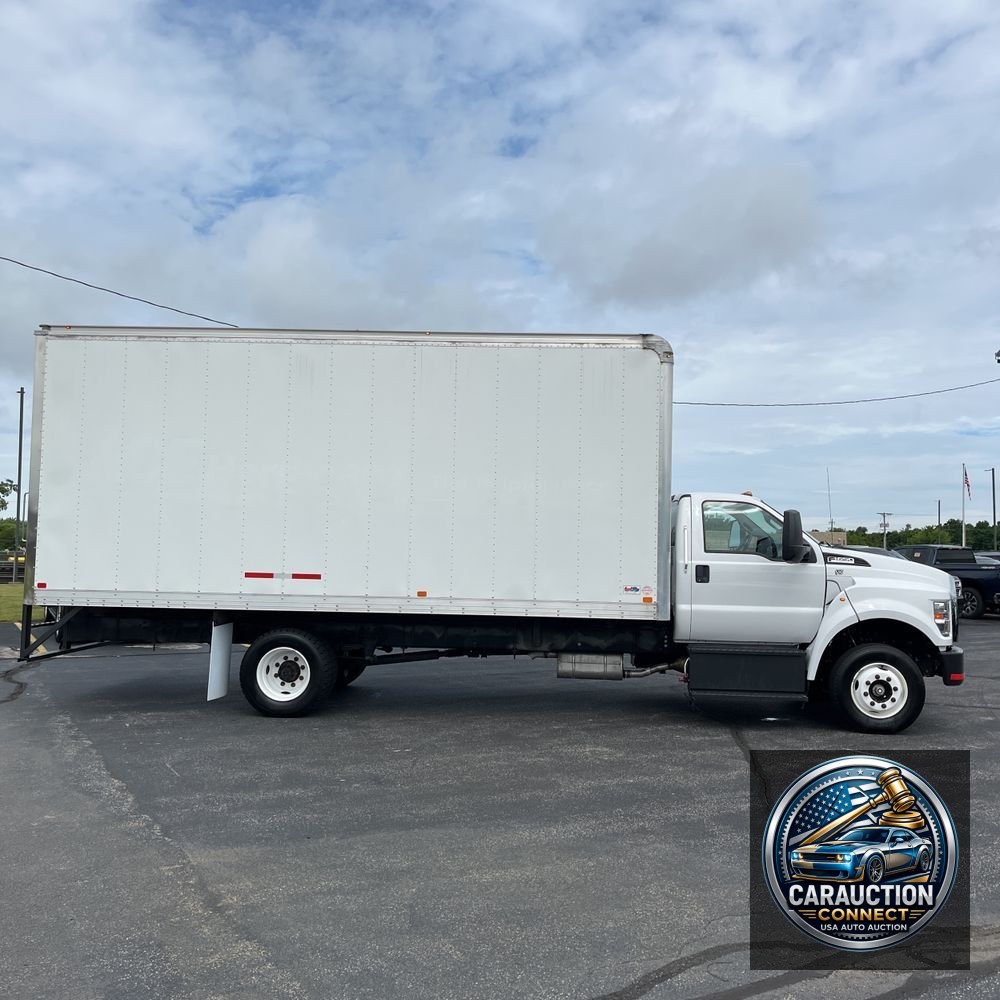 2019 Ford Commercial CA84-207 CONV CAB  TRUCK 4X2 6.8L