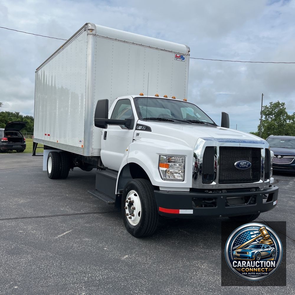 2019 Ford Commercial CA84-207 CONV CAB  TRUCK 4X2 6.8L