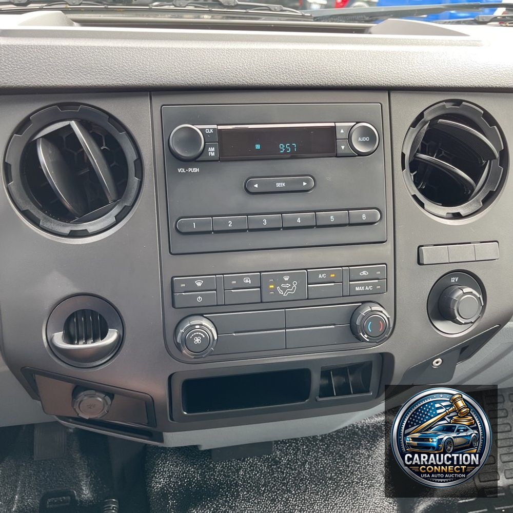 2019 Ford Commercial CA84-207 CONV CAB  TRUCK 4X2 6.8L