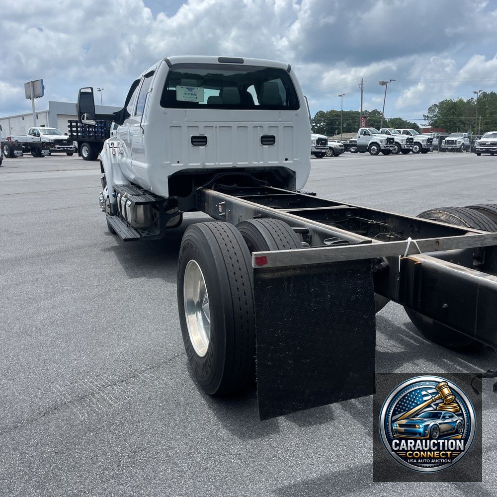 2023 Ford Commercial CA72-168 CREW CAB  TRUCK 4X2 6.7L