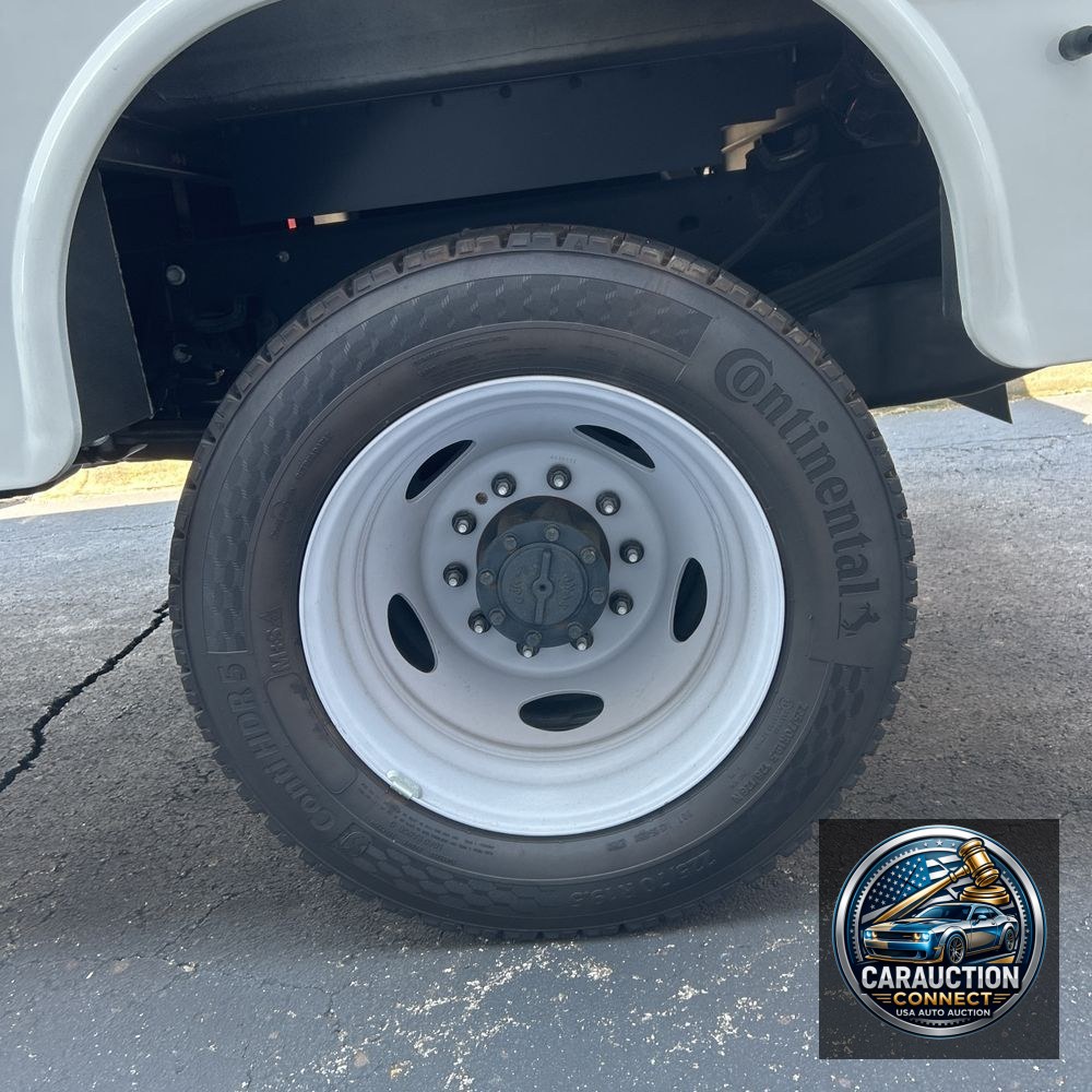 2024 Ford F450SD F450 XL