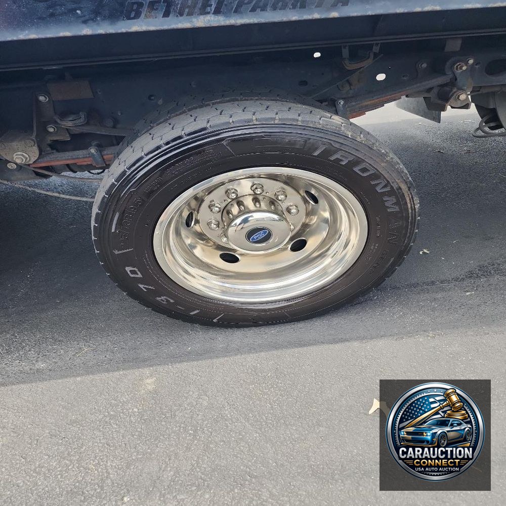 2022 Ford Commercial F550 SD XL