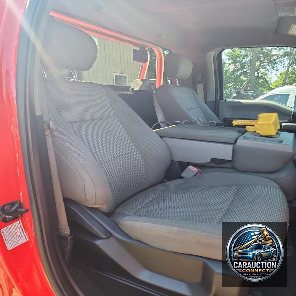 2019 Ford Commercial wrecker