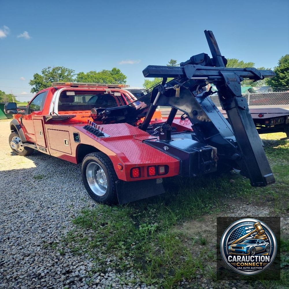 2019 Ford Commercial wrecker