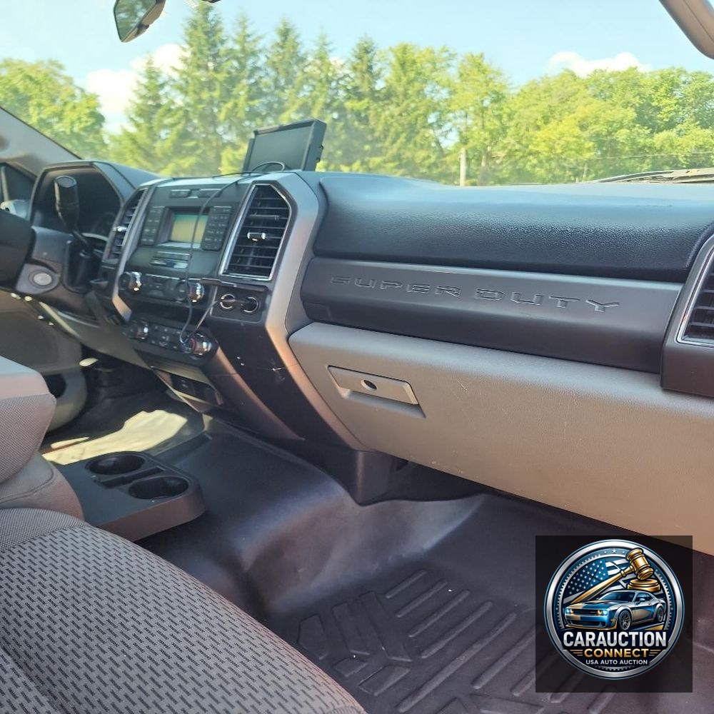 2019 Ford Commercial wrecker