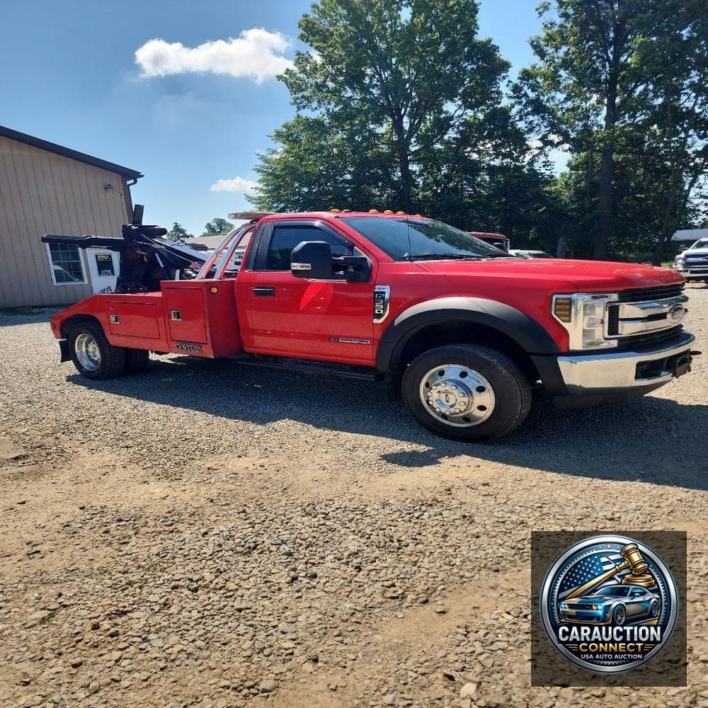2019 Ford Commercial wrecker