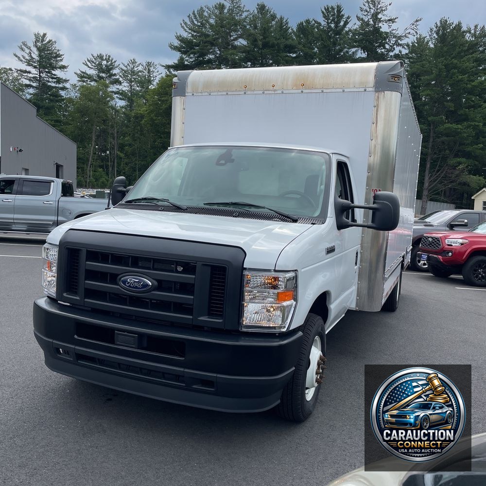 2024 Ford E-Series E-350 SD