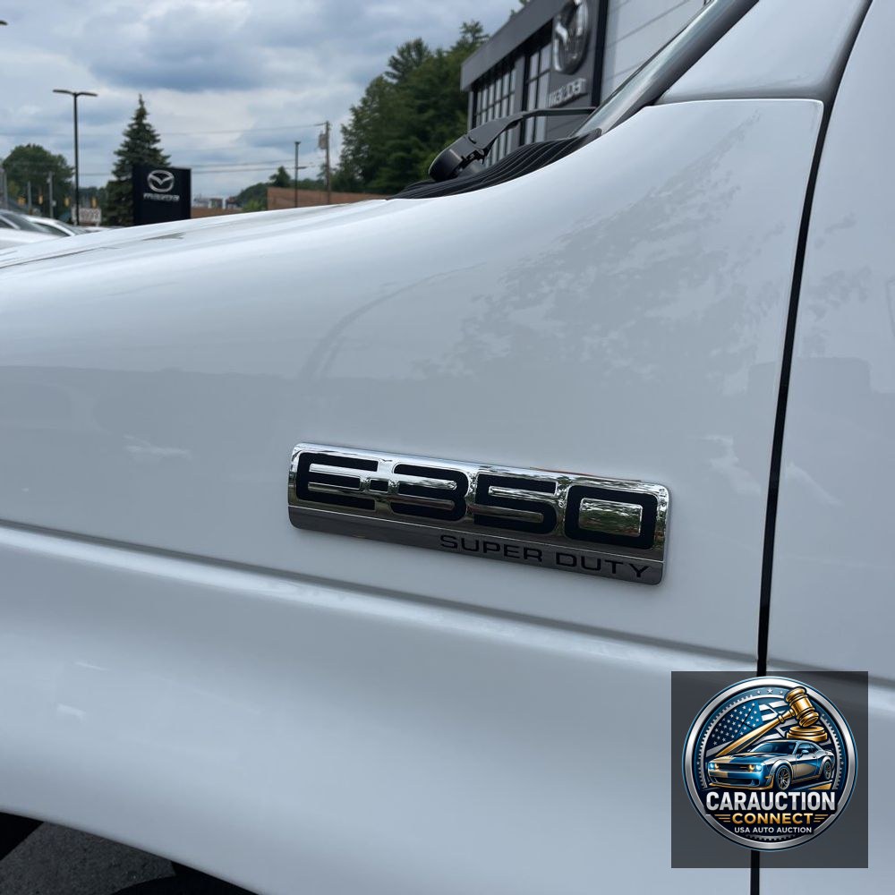 2024 Ford E-Series E-350 SD