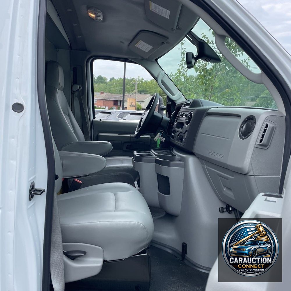 2024 Ford E-Series E-350 SD
