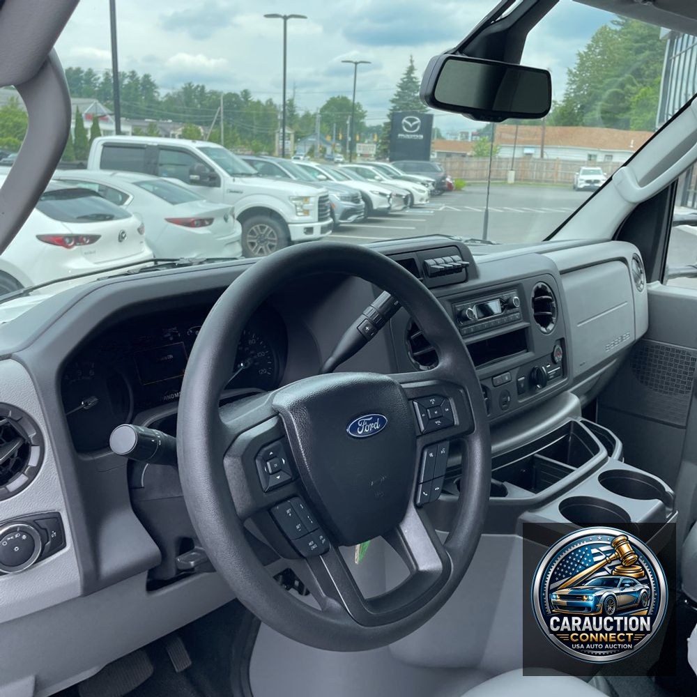 2024 Ford E-Series E-350 SD