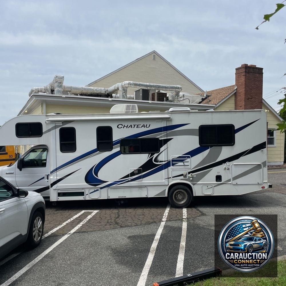 2023 Ford E-Series E-450 SD