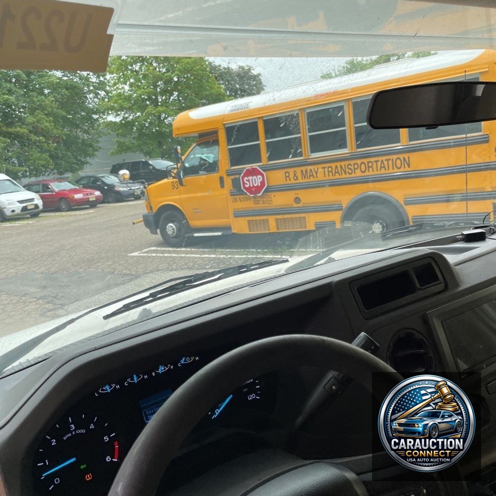 2023 Ford E-Series E-450 SD