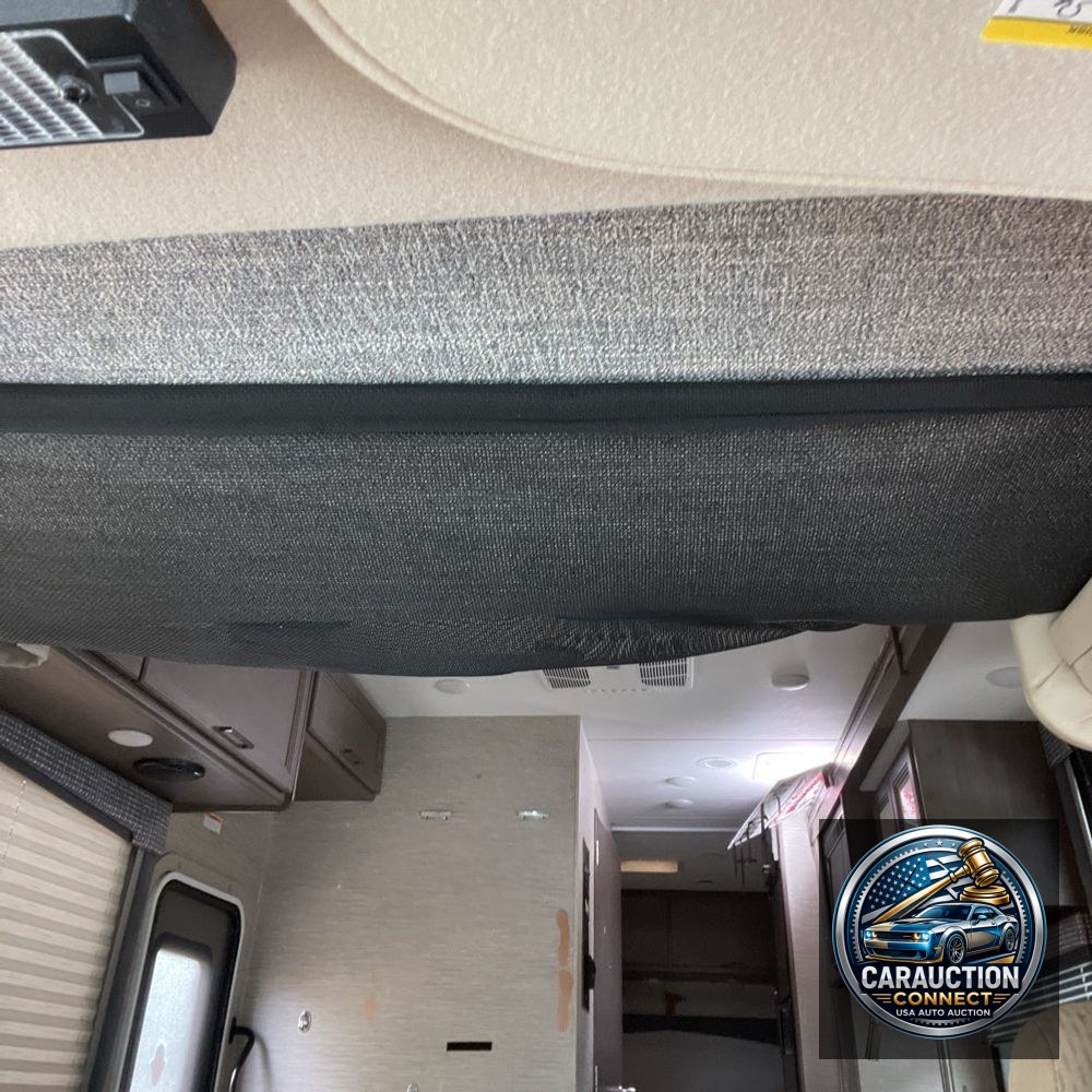 2023 Ford E-Series E-450 SD