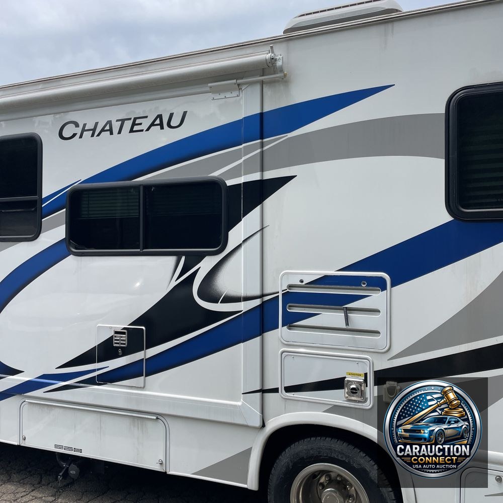 2023 Ford E-Series E-450 SD