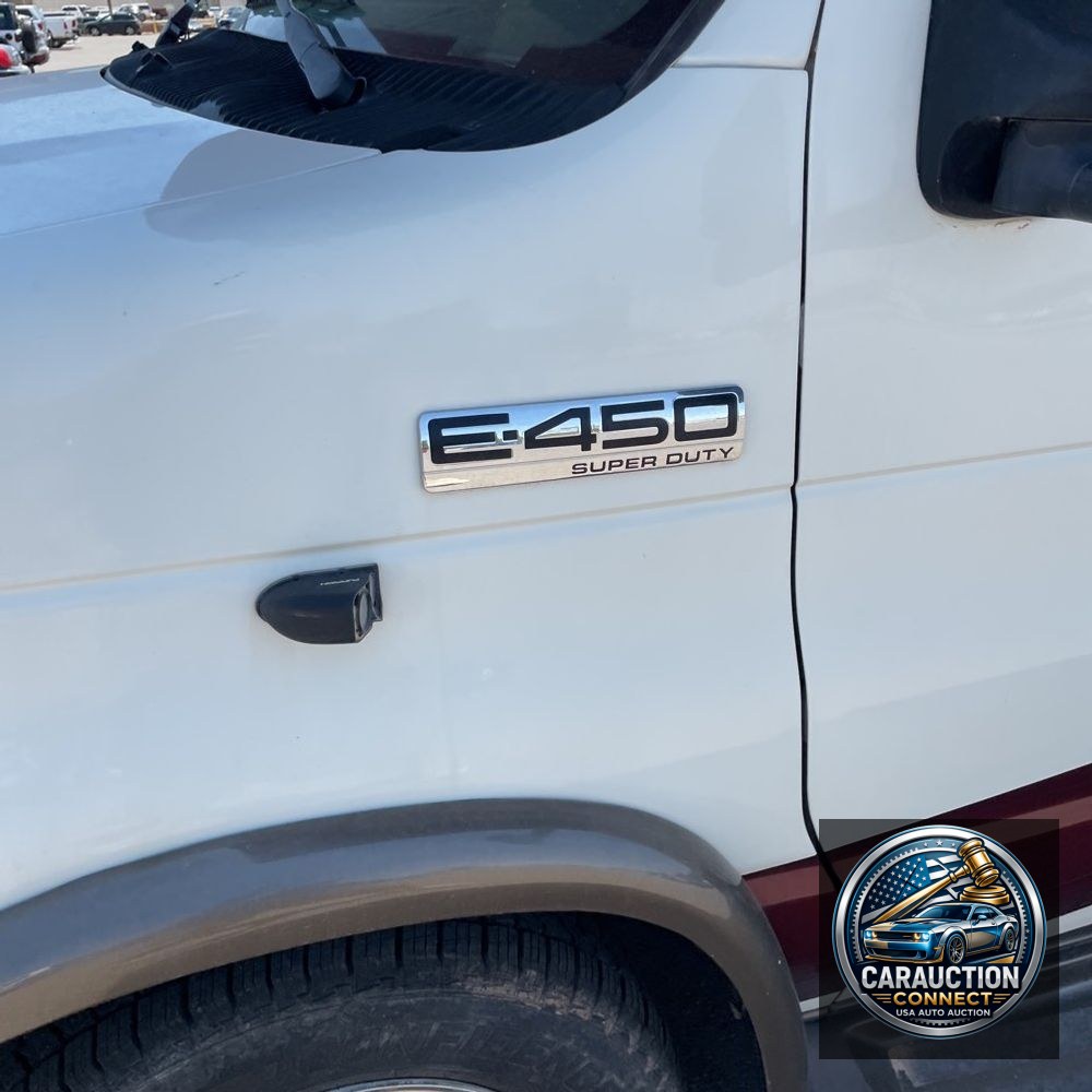 2016 Ford Commercial Vans E450