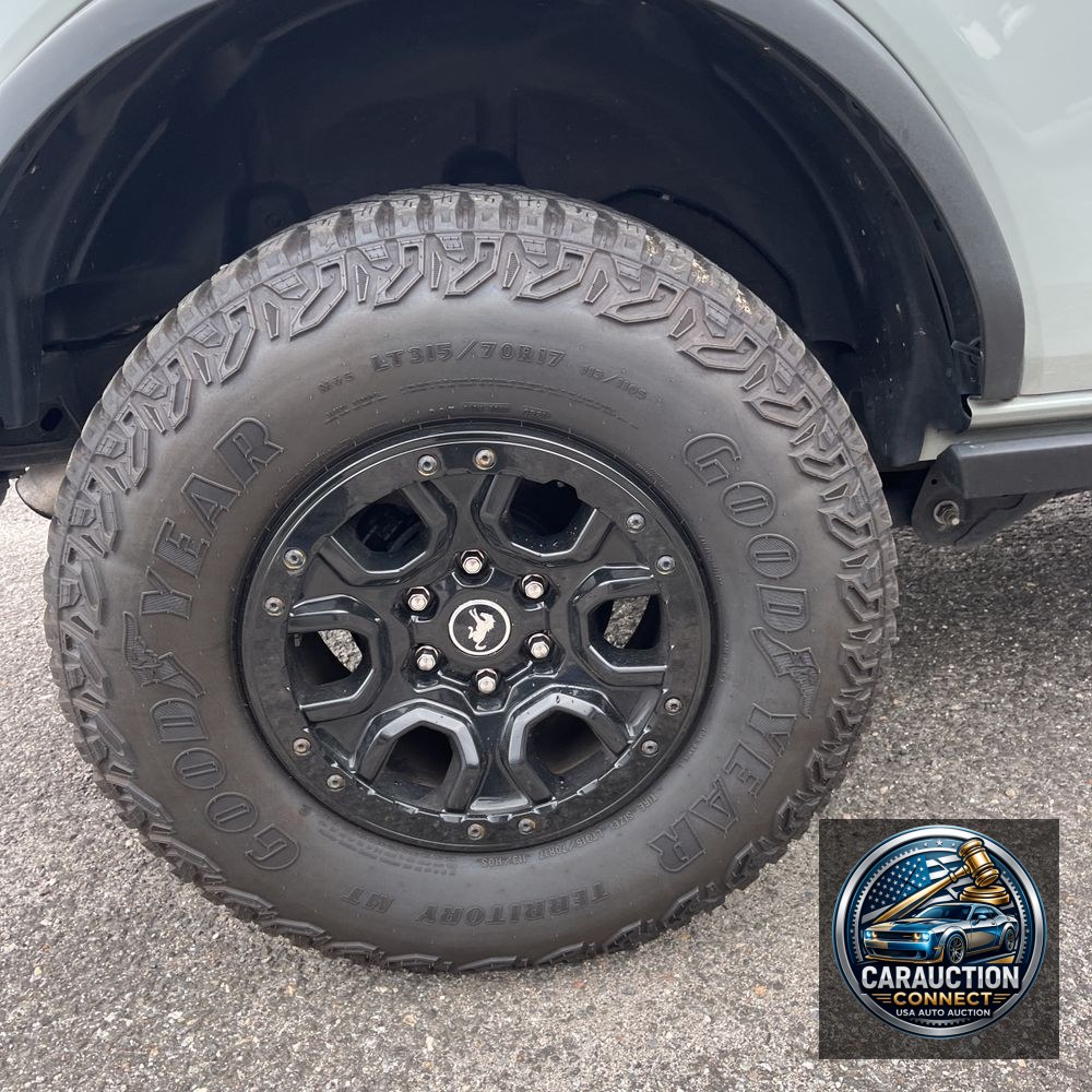 2021 Ford Bronco First Edition Advanced