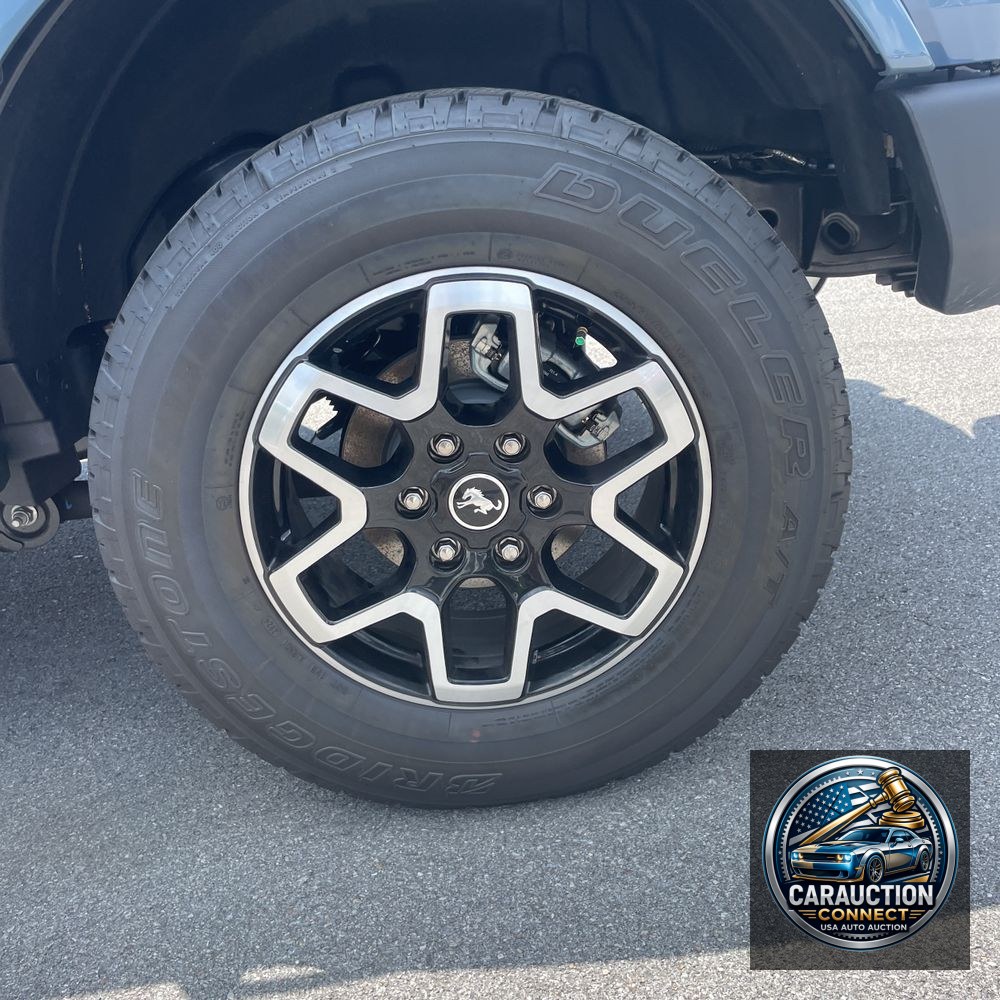 2024 Ford Bronco Outer Banks