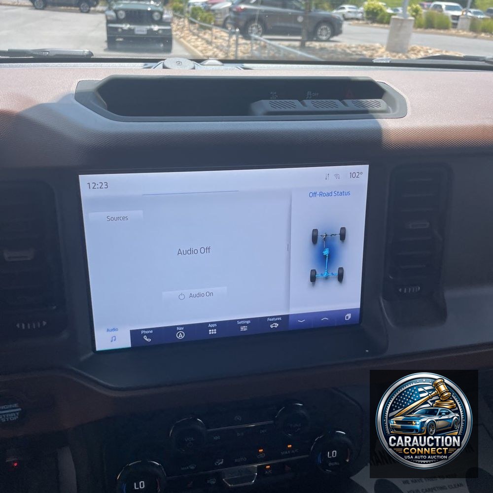 2024 Ford Bronco Outer Banks