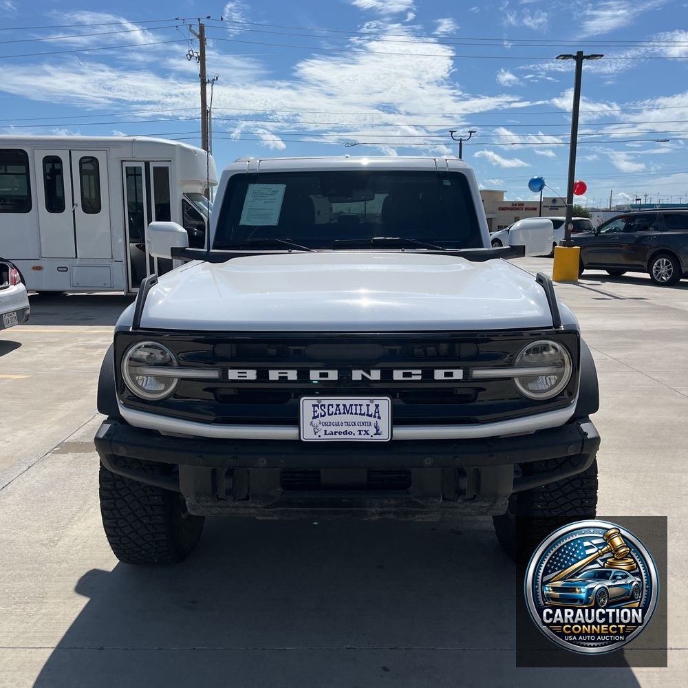 2024 Ford Bronco Outer Banks