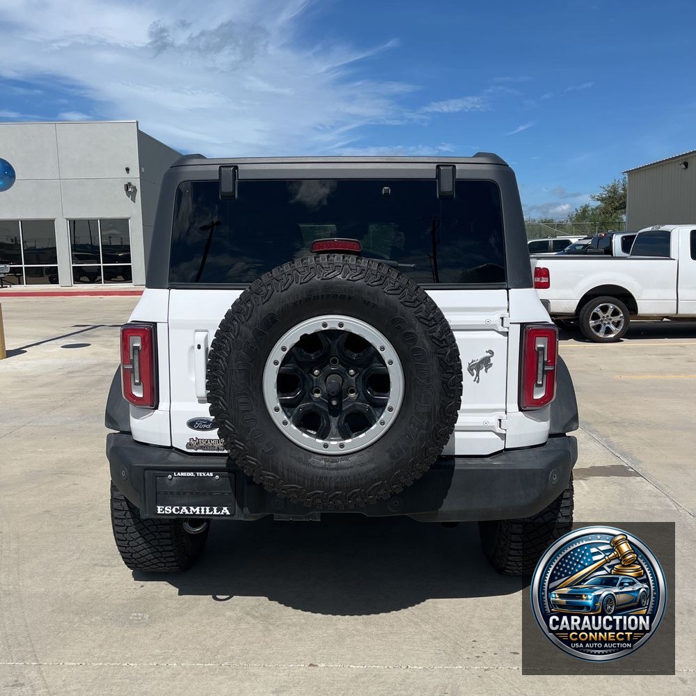 2024 Ford Bronco Outer Banks